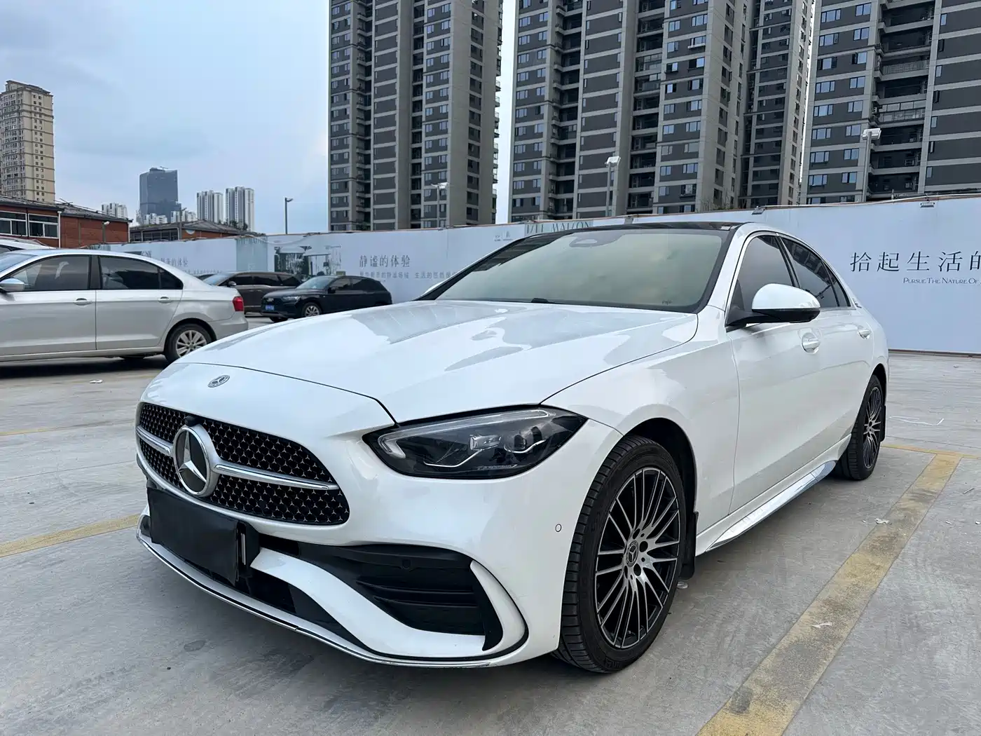 奔驰C级 2025款 C 260 L 皓夜运动版 2025