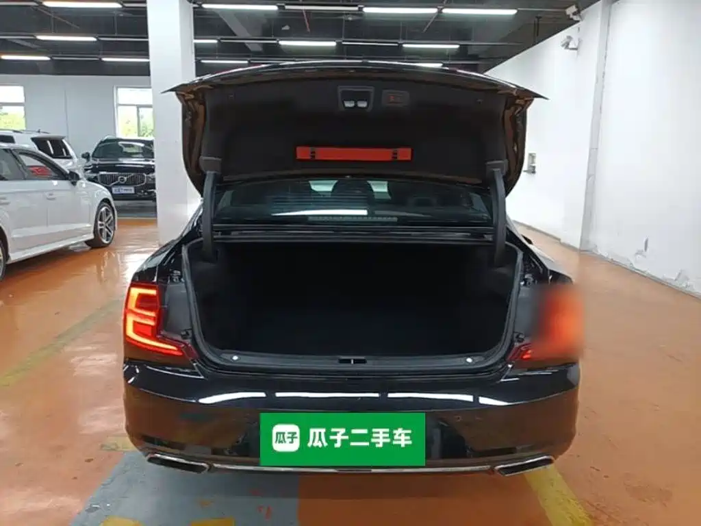 Volvo S90 — миниатюра 19