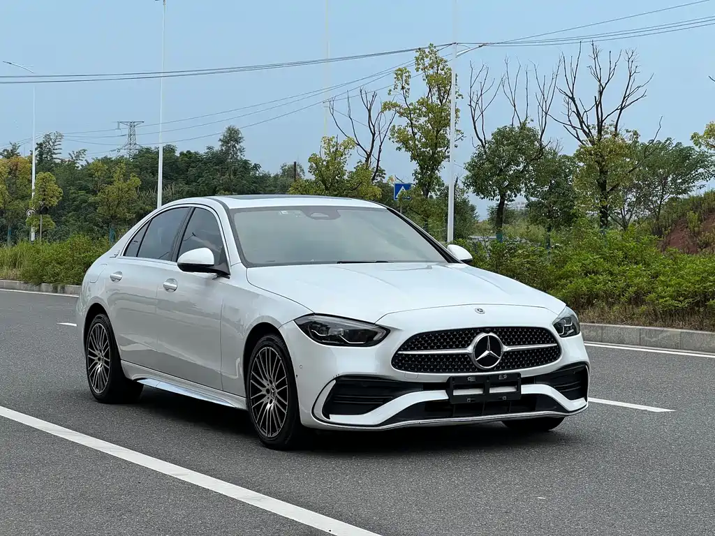 Mercedes-Benz C-Class — миниатюра 3