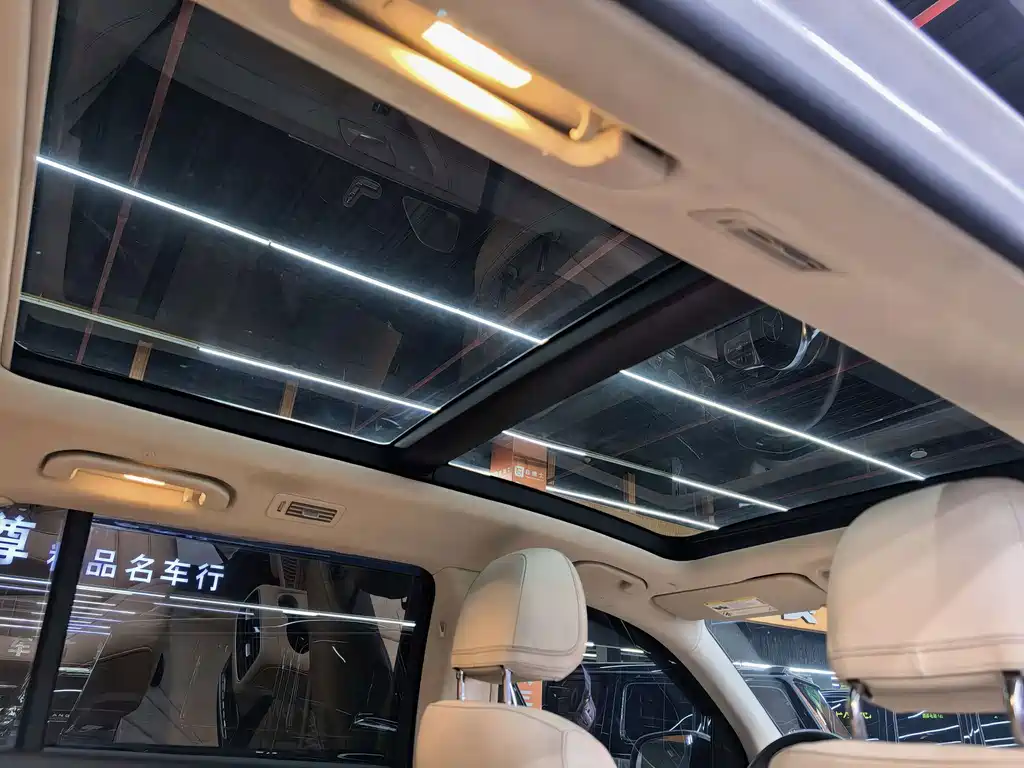 Mercedes-Benz GLS — миниатюра 12