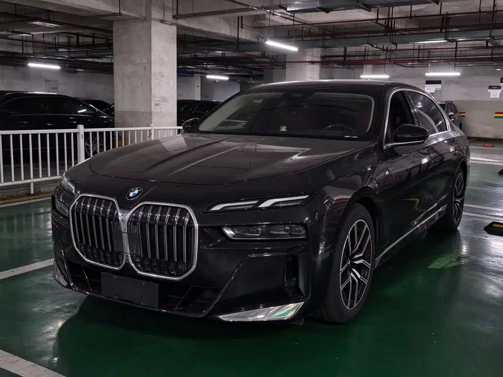 宝马7系 2023款 735Li M运动套装 2024