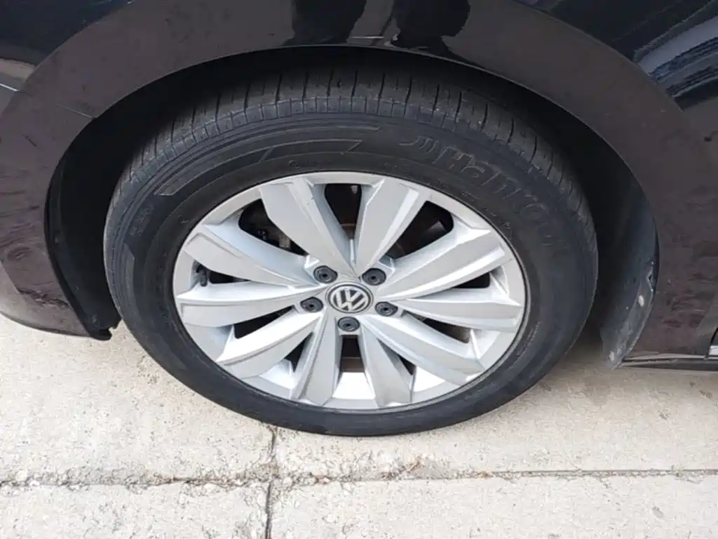 Volkswagen Passat — миниатюра 23