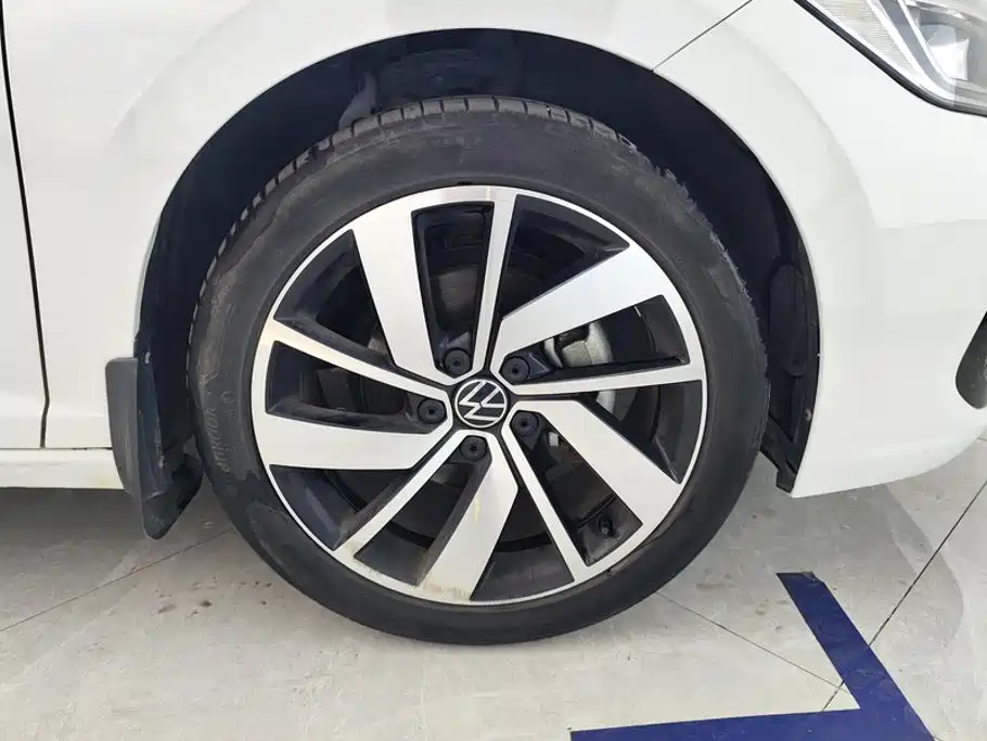 Volkswagen Sagitar — миниатюра 6