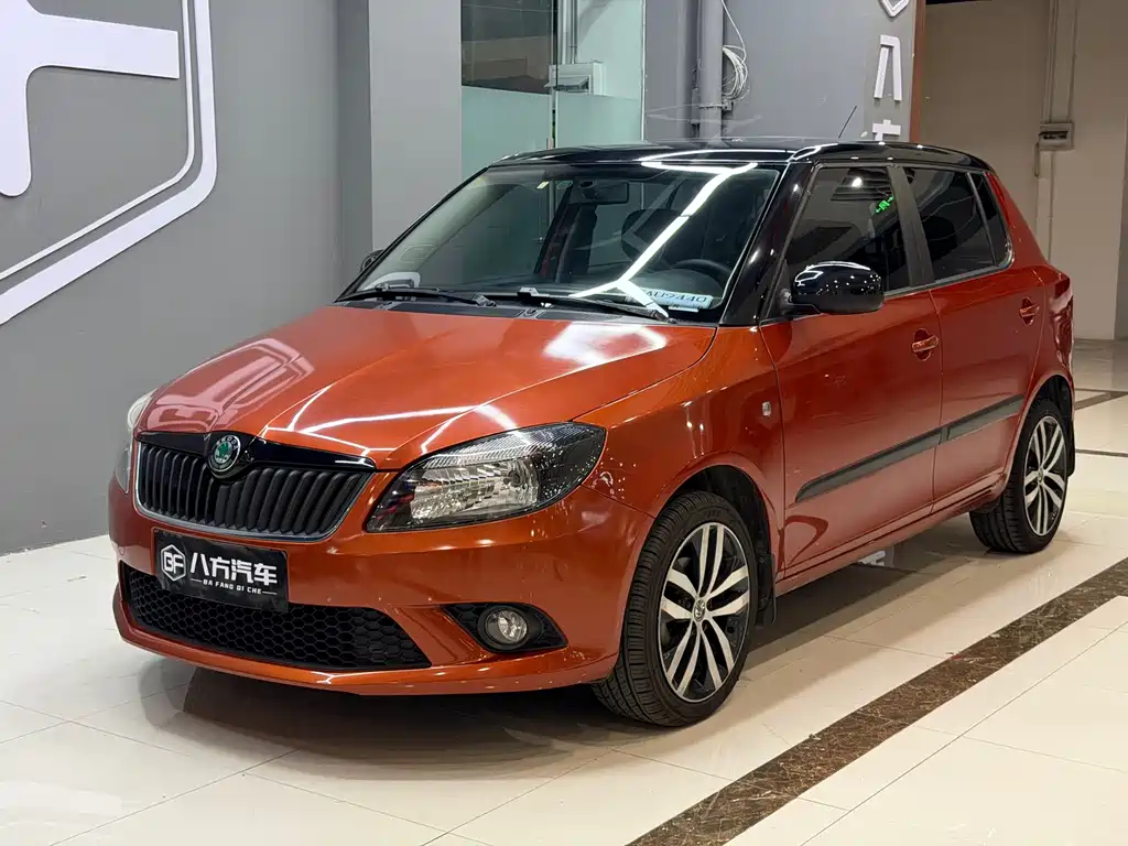 Skoda Fabia 2012 1.6L AT