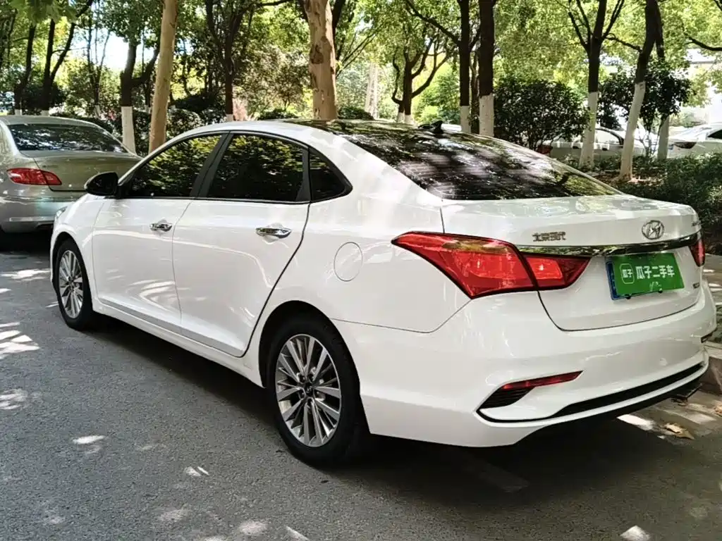 Hyundai Mistra — миниатюра 5