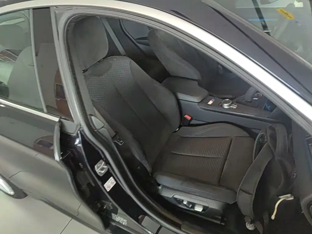 BMW 4 Series — миниатюра 25
