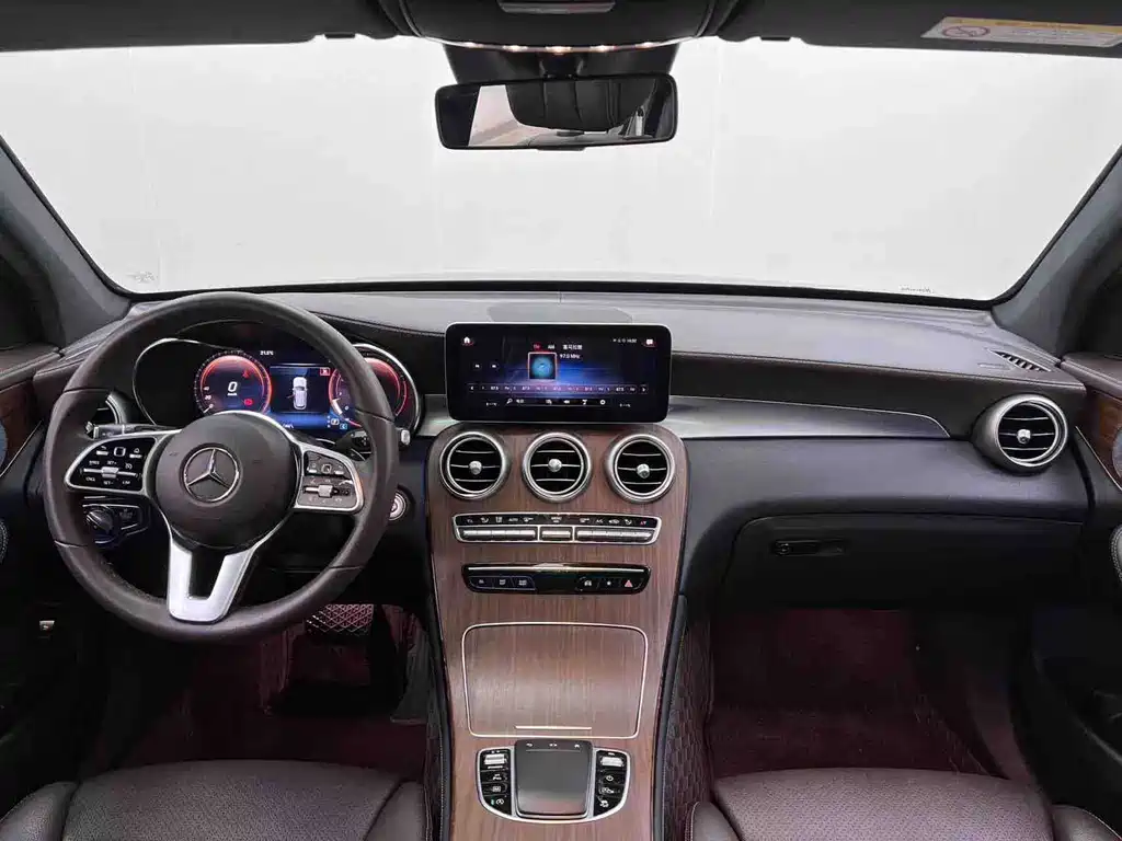 Mercedes-Benz GLC — миниатюра 17