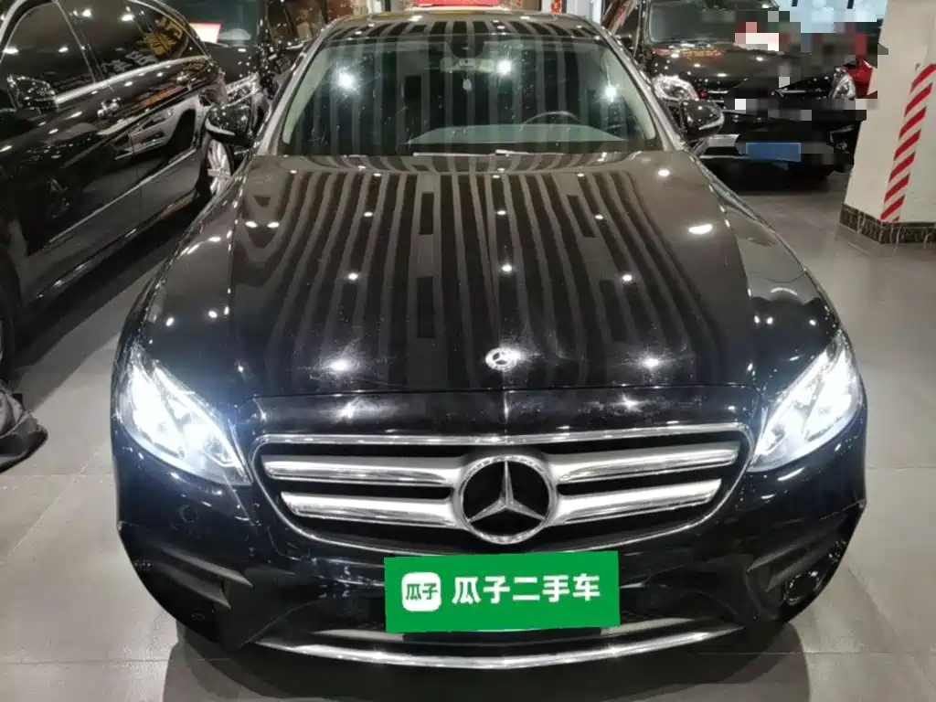Mercedes-Benz E-Class — миниатюра 3