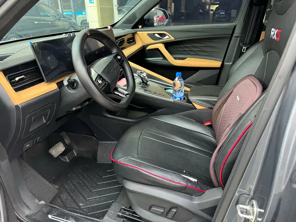 Roewe RX5 — миниатюра 6