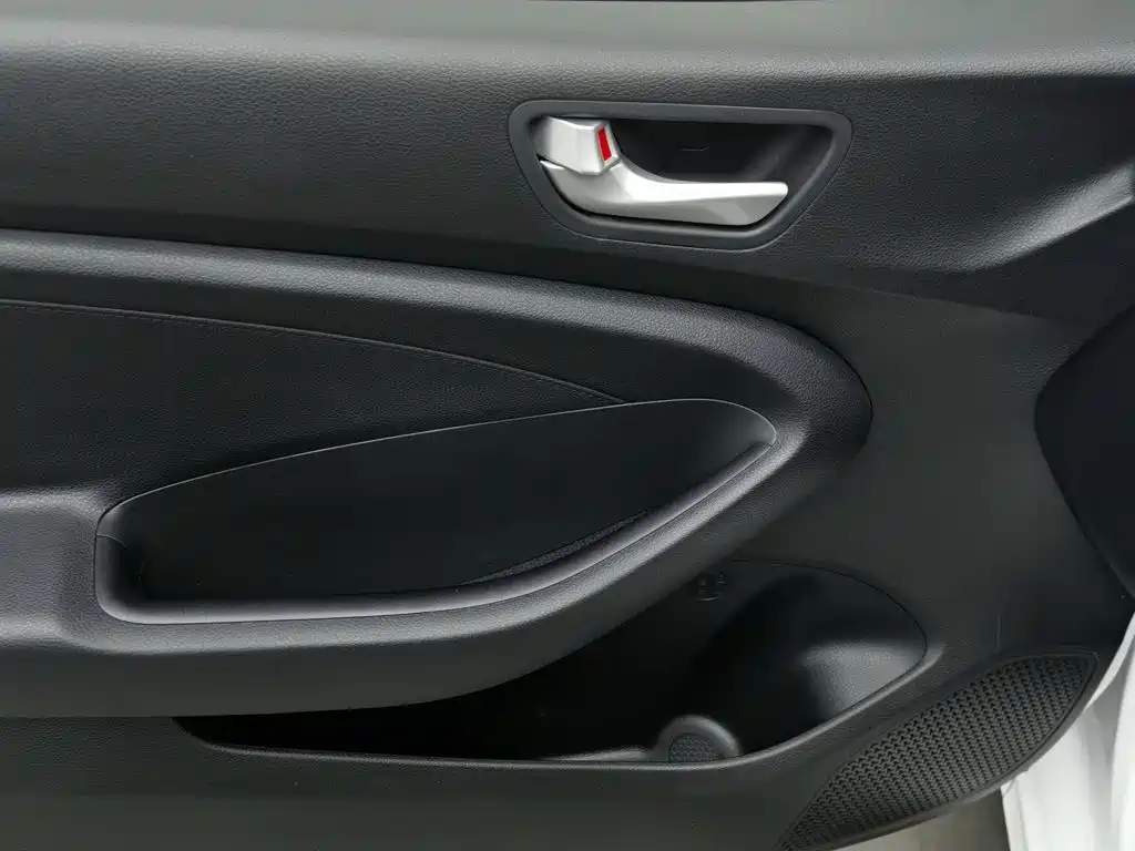 Hyundai Verna — миниатюра 9