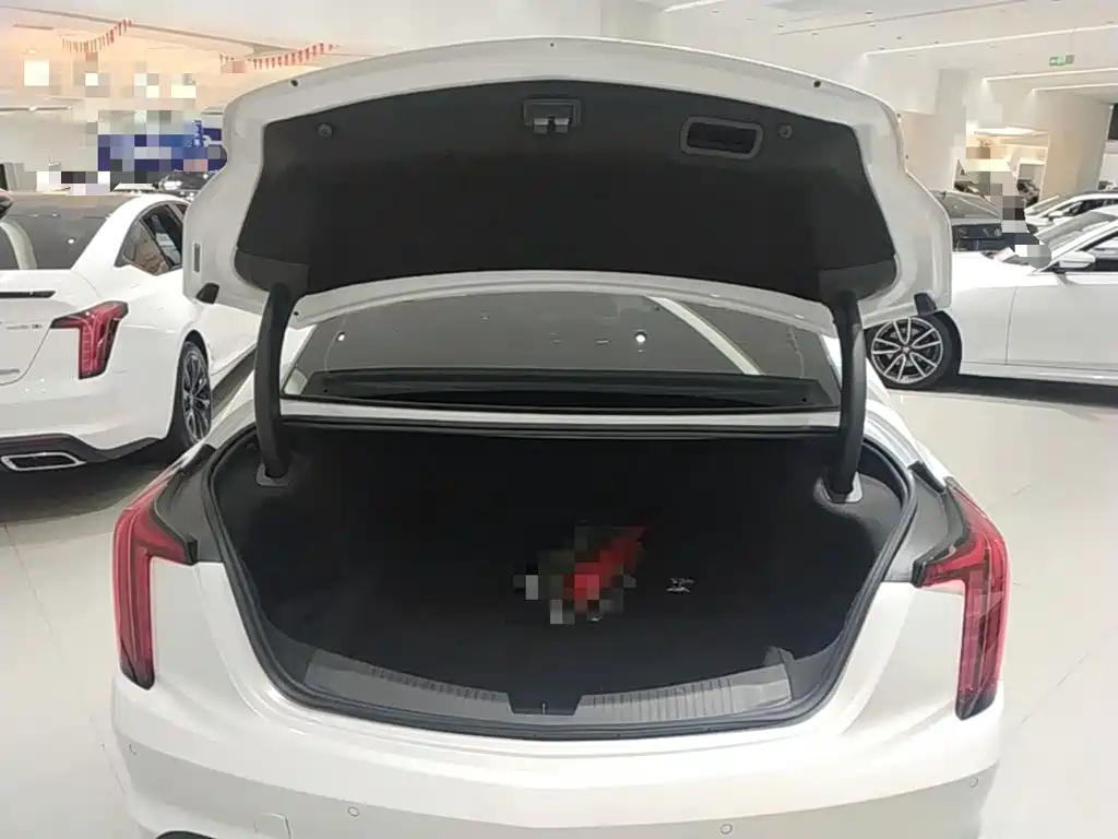 Cadillac CT5 — миниатюра 19