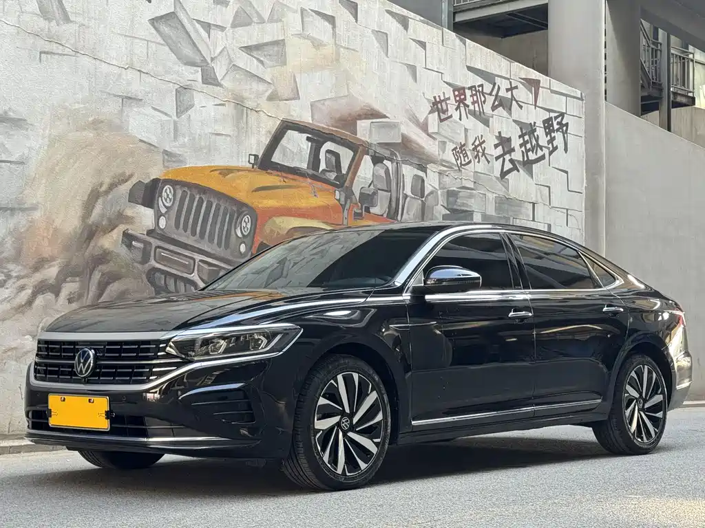 Volkswagen Passat 2023