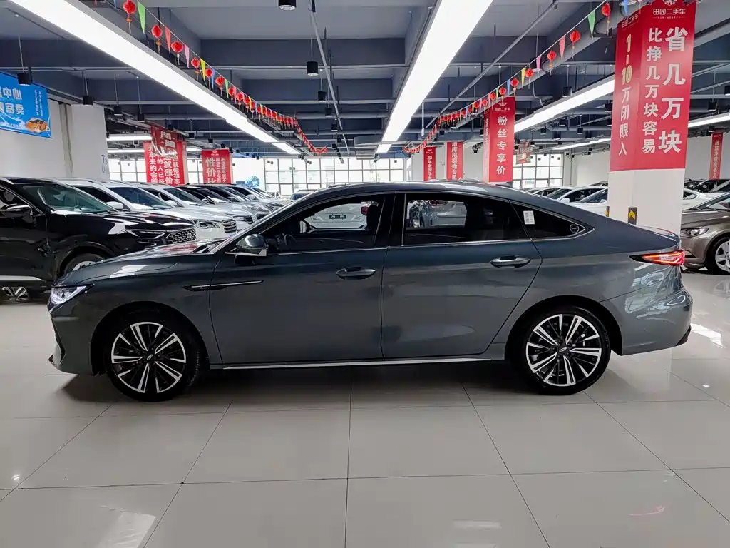 Chery Arrizo 8 PRO 1.6T DCT Luxury Type +, фото 3