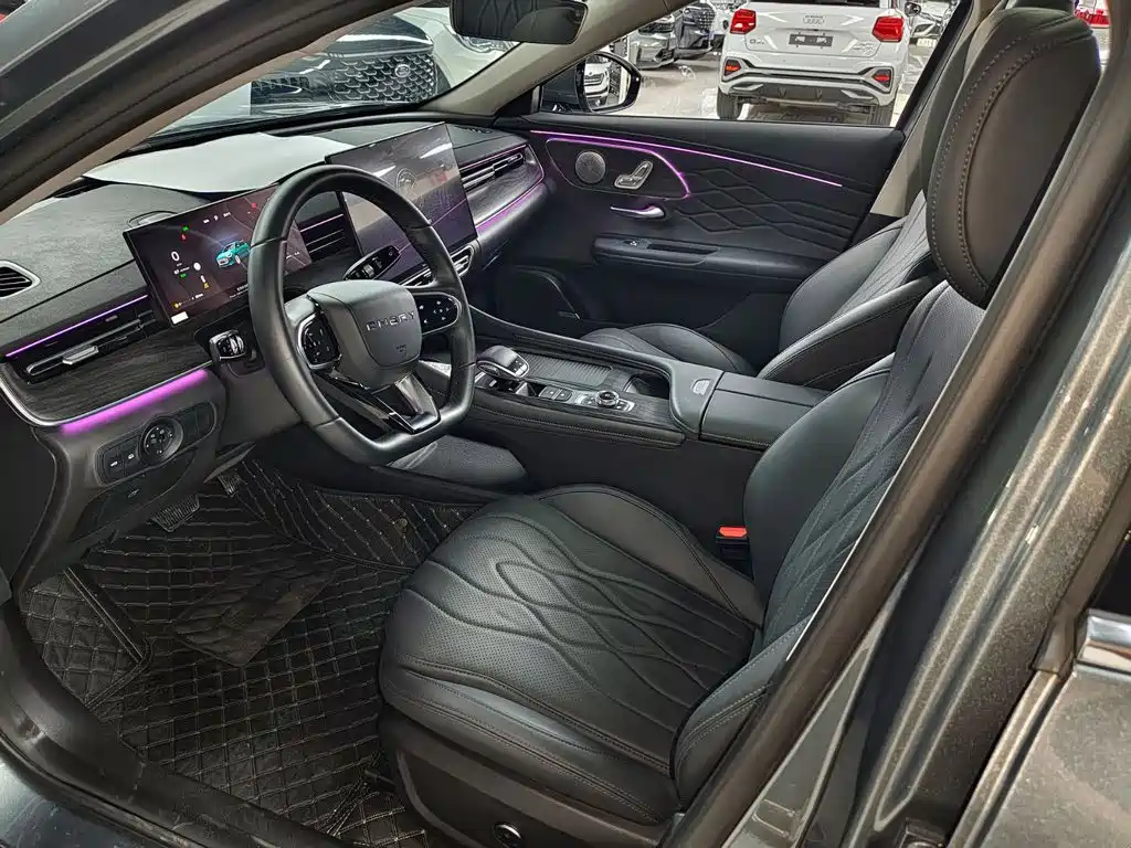 Chery Arrizo 8 PRO 1.6T DCT Luxury Type +, фото 7
