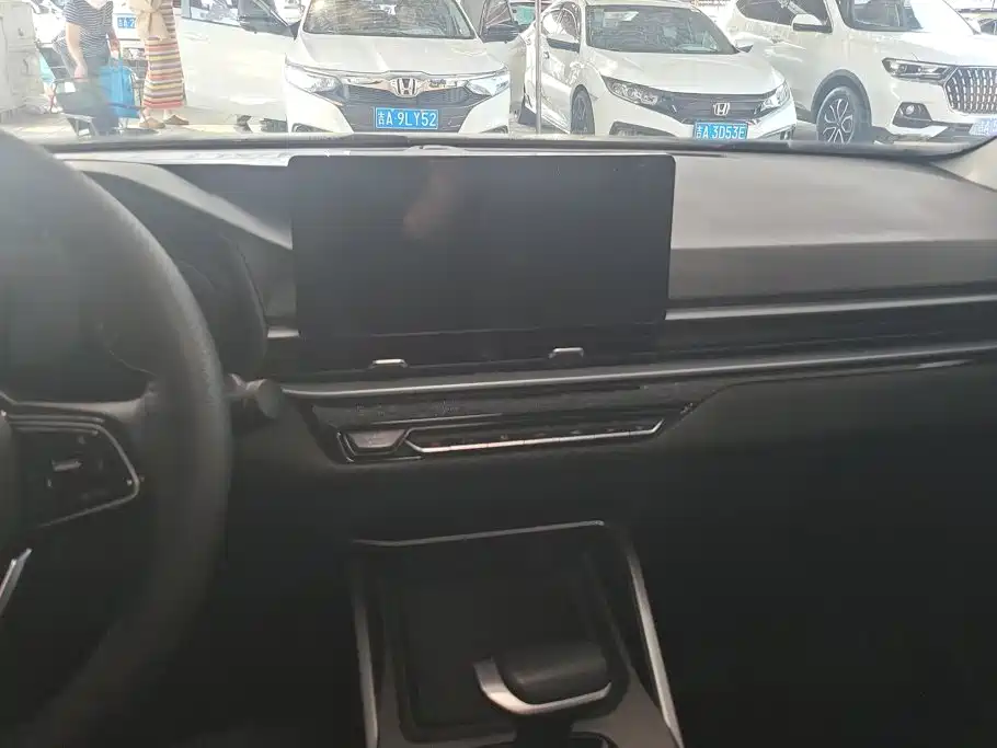 Geely Emgrand — миниатюра 13