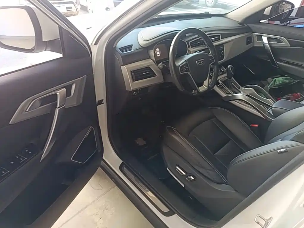 Geely Boyue — миниатюра 16