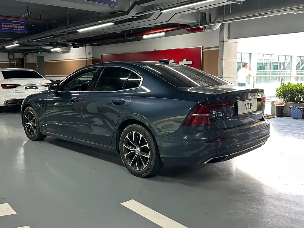 Volvo S60 — миниатюра 6
