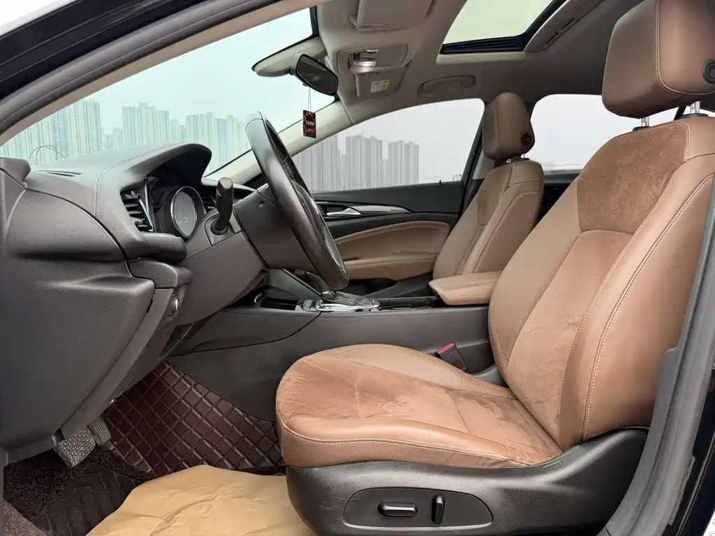 Buick Regal — миниатюра 4