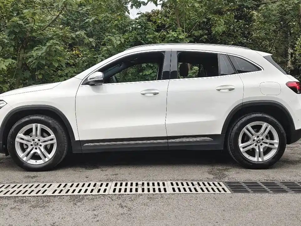 Mercedes-Benz GLA — миниатюра 5