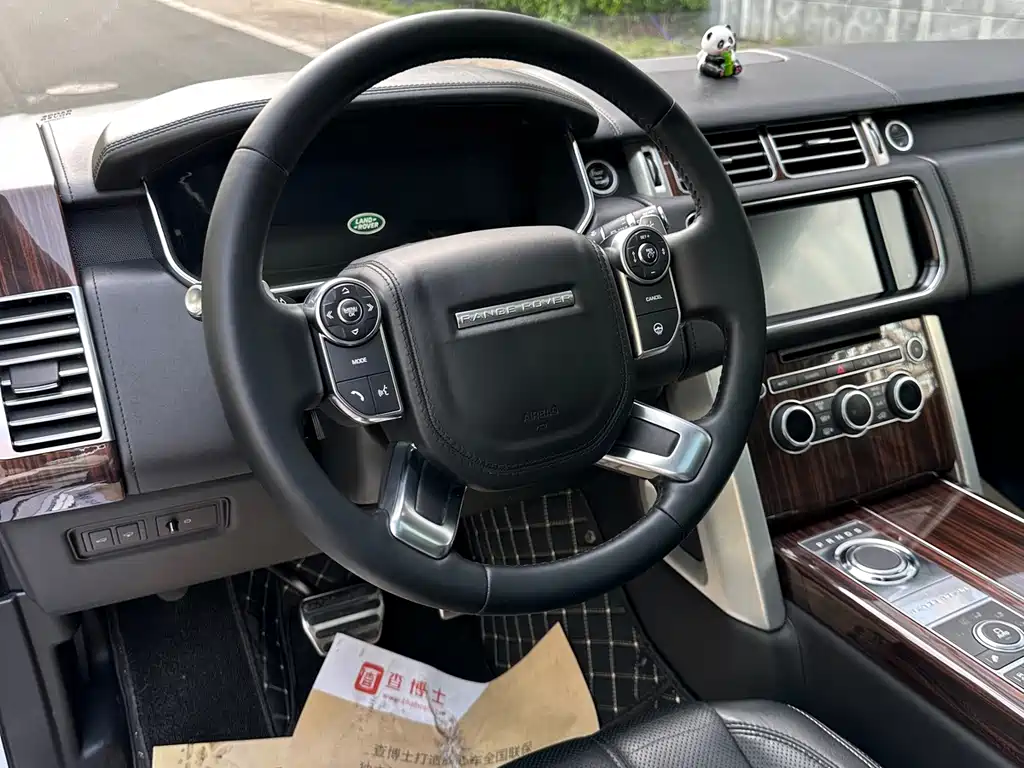 Land Rover Range Rover — миниатюра 18