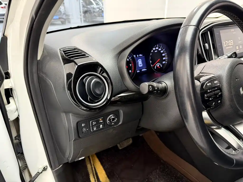 Kia KX1 — миниатюра 13