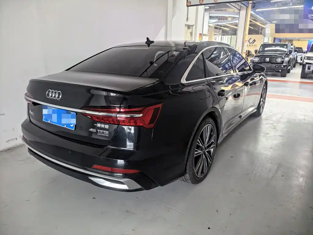 Audi A6L — миниатюра 12