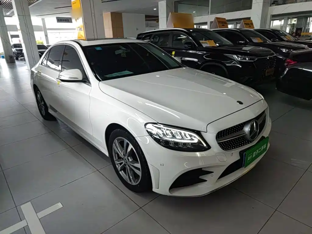 Mercedes-Benz C-Class — миниатюра 4