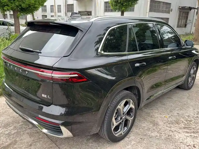 Geely Xingyue L — миниатюра 8