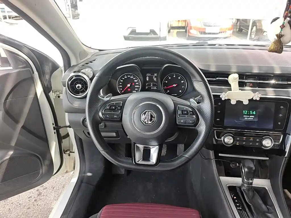 MG MG6 — миниатюра 11