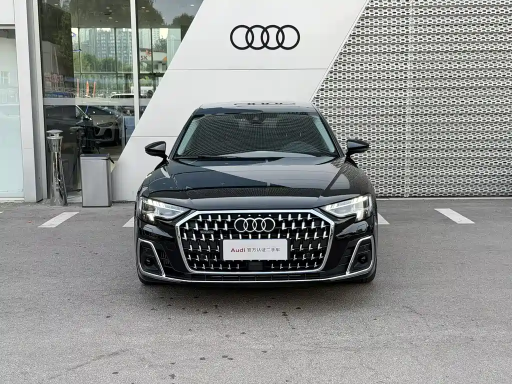 Audi A8 2025 A8L 45 TFSI quattro Luxury