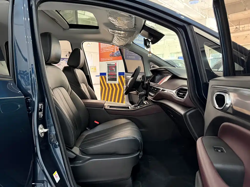 GAC Motor Trumpchi M6 — миниатюра 11