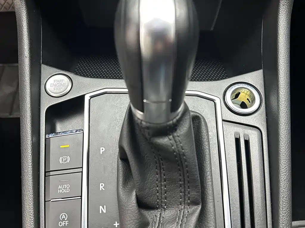 Volkswagen Lavida — миниатюра 14