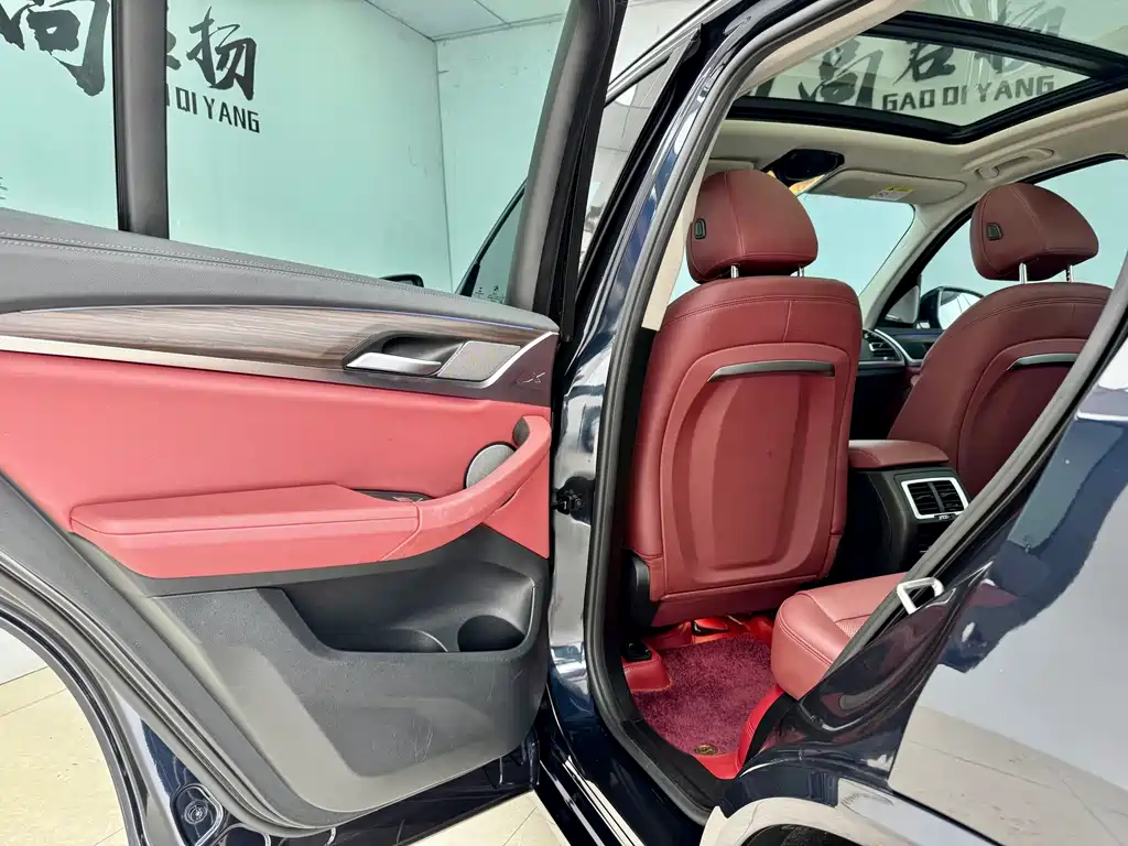 BMW X3 — миниатюра 9