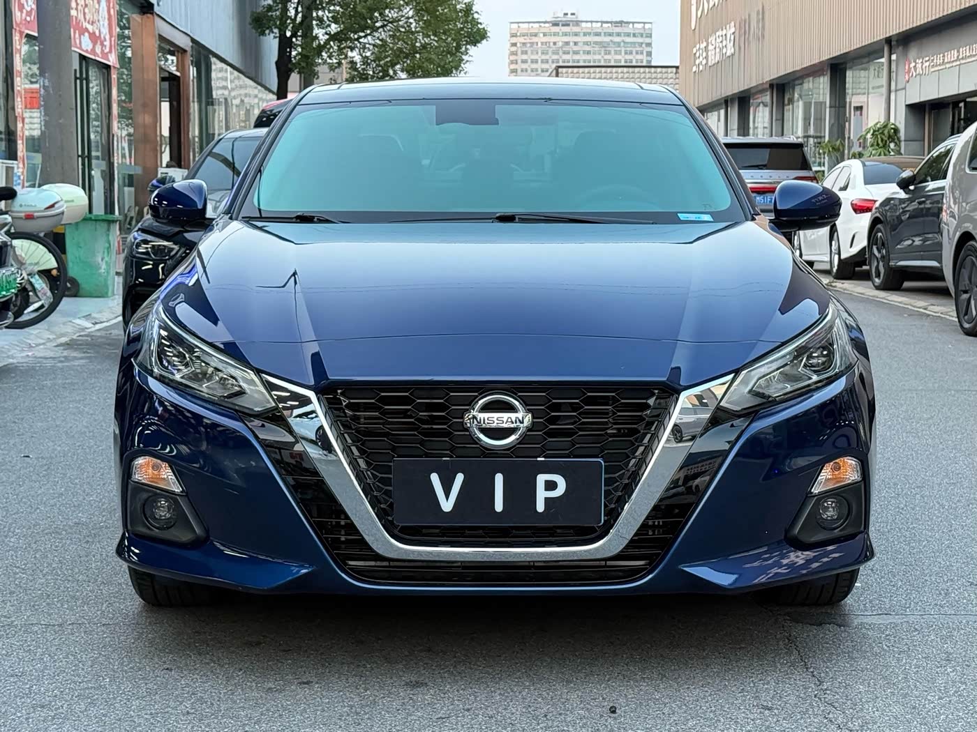 Nissan Teana 2.0 л 2023 г. Голубой, пробег 14000 км