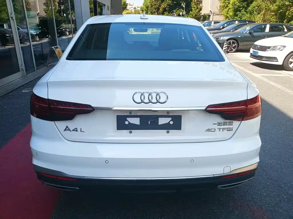 Audi A4L — миниатюра 4