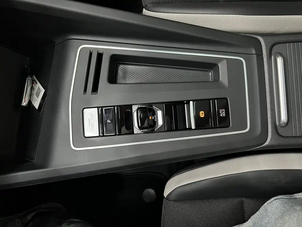 Volkswagen Golf — миниатюра 19