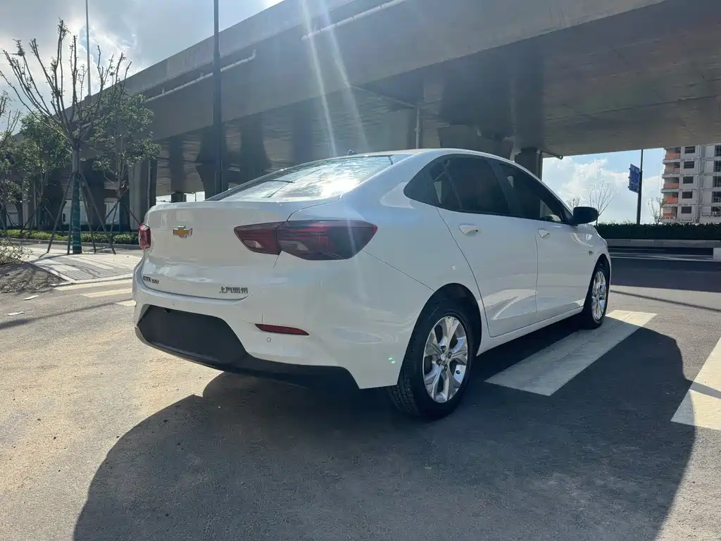 Chevrolet Cavalier — миниатюра 5