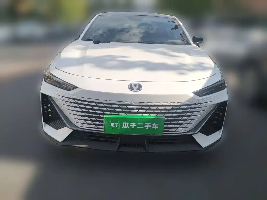 Changan UNI-V — миниатюра 3