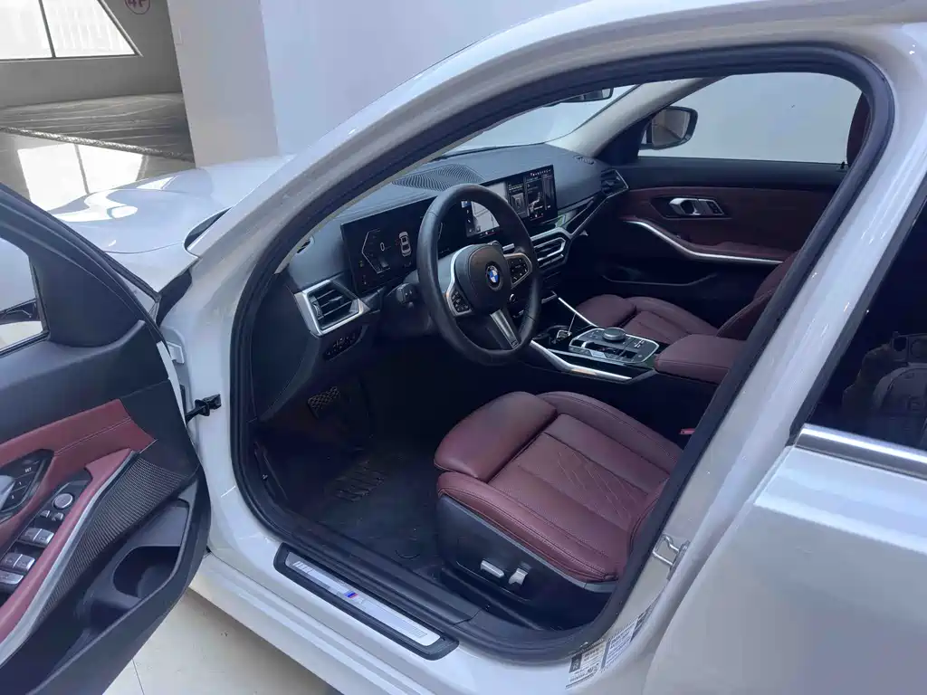BMW 3 Series — миниатюра 8