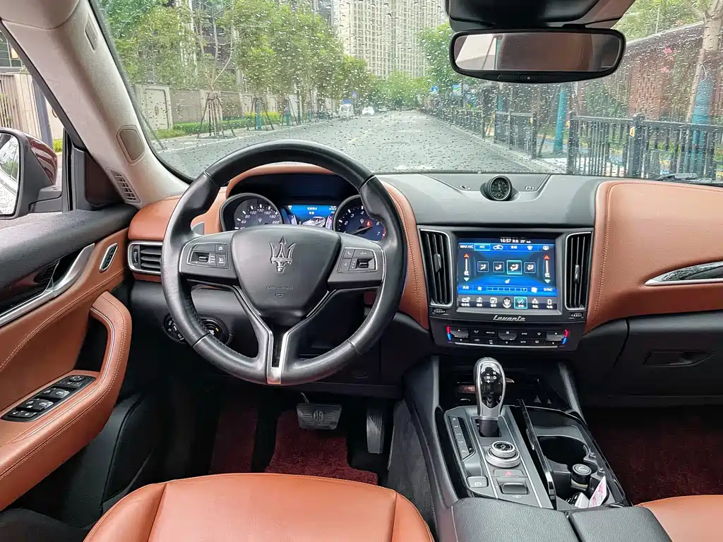 Maserati Levante — миниатюра 12