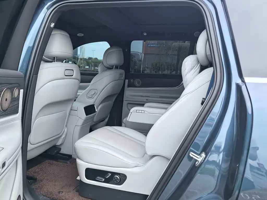 Aito M9 2024 Ultra 100kWh 6 мест