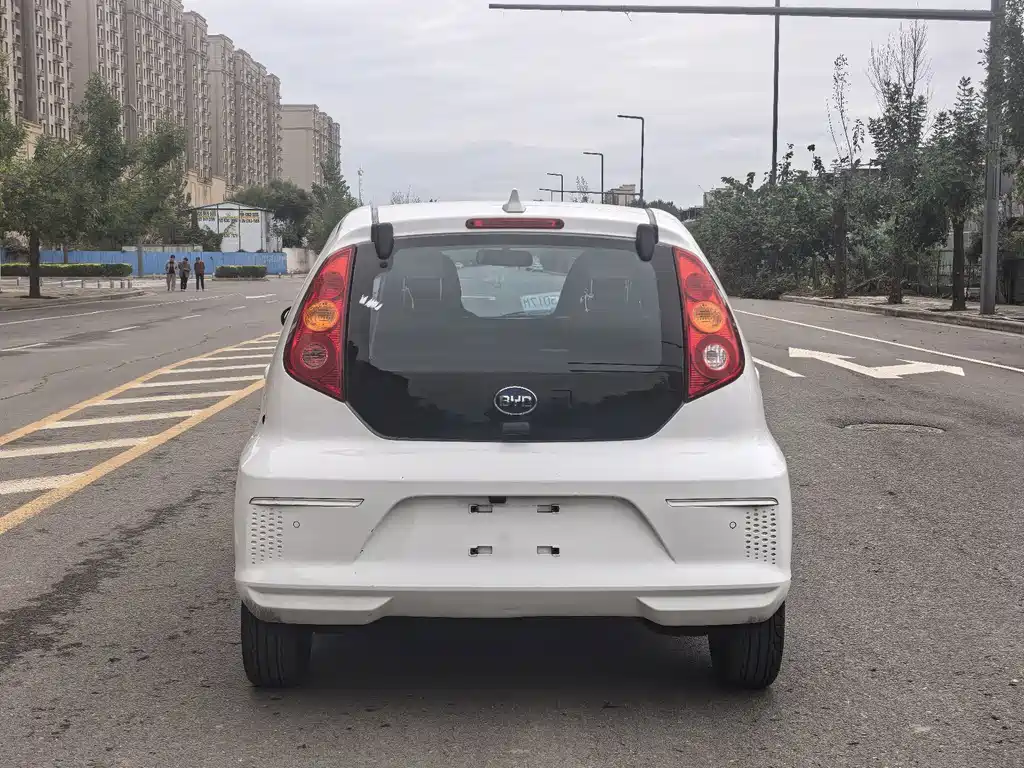 BYD e1 — миниатюра 5