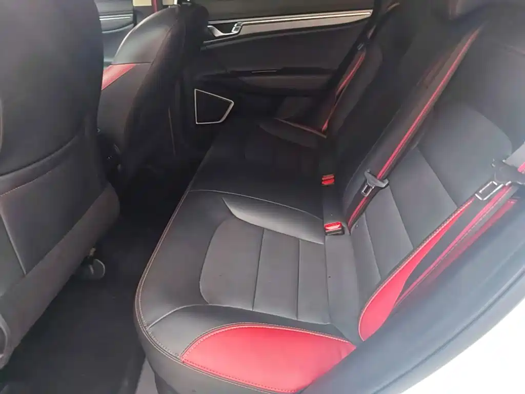 Geely Emgrand GS — миниатюра 17