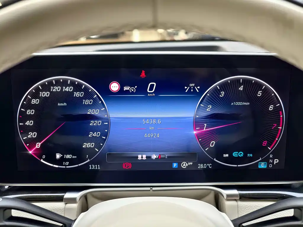 Mercedes-Benz S-Class — миниатюра 19