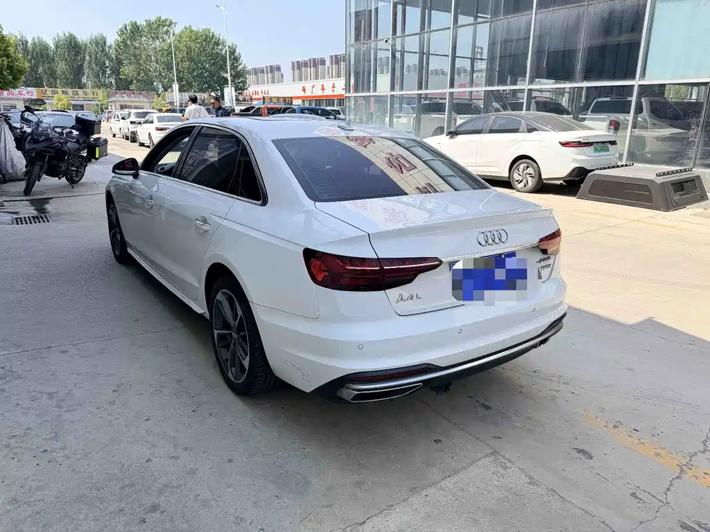 Audi A4L — миниатюра 3