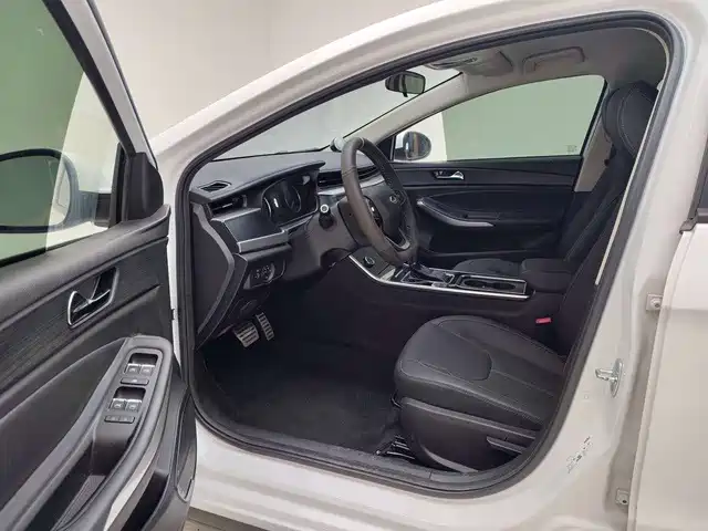 Chery Arrizo 5 — миниатюра 11