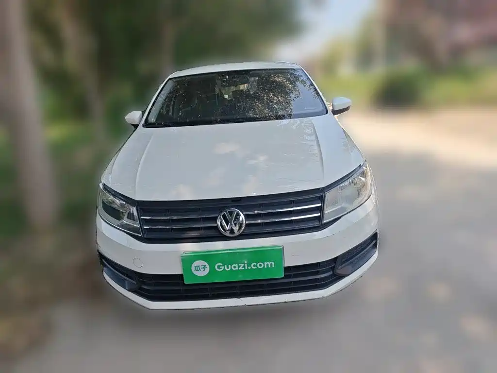 Volkswagen Santana — миниатюра 2