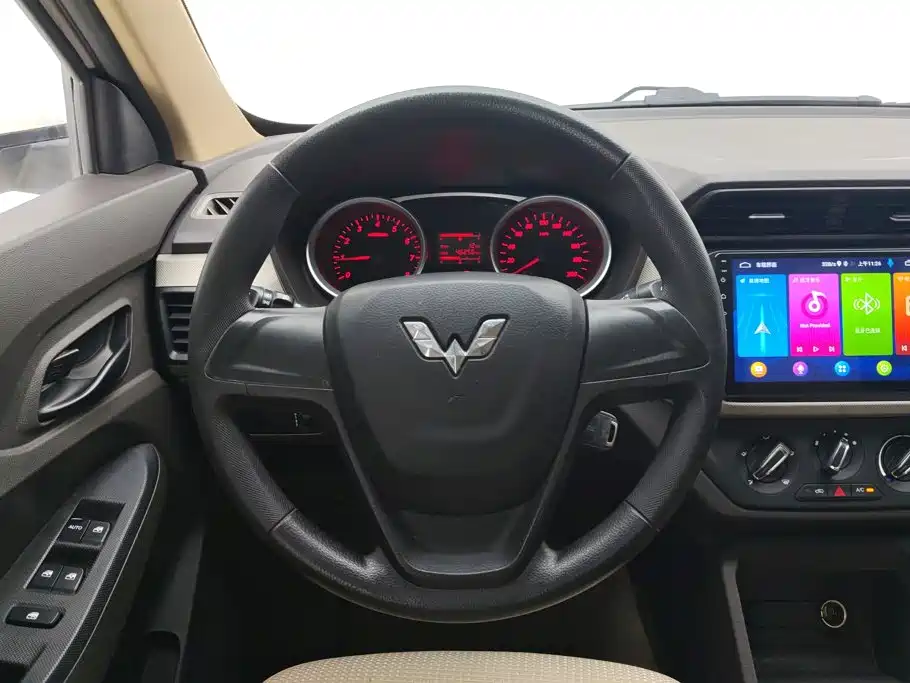 Wuling Hongguang — миниатюра 15