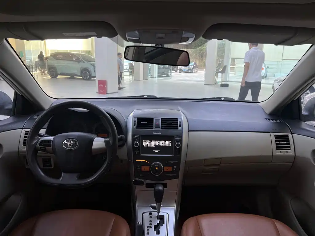 Toyota Corolla — миниатюра 16