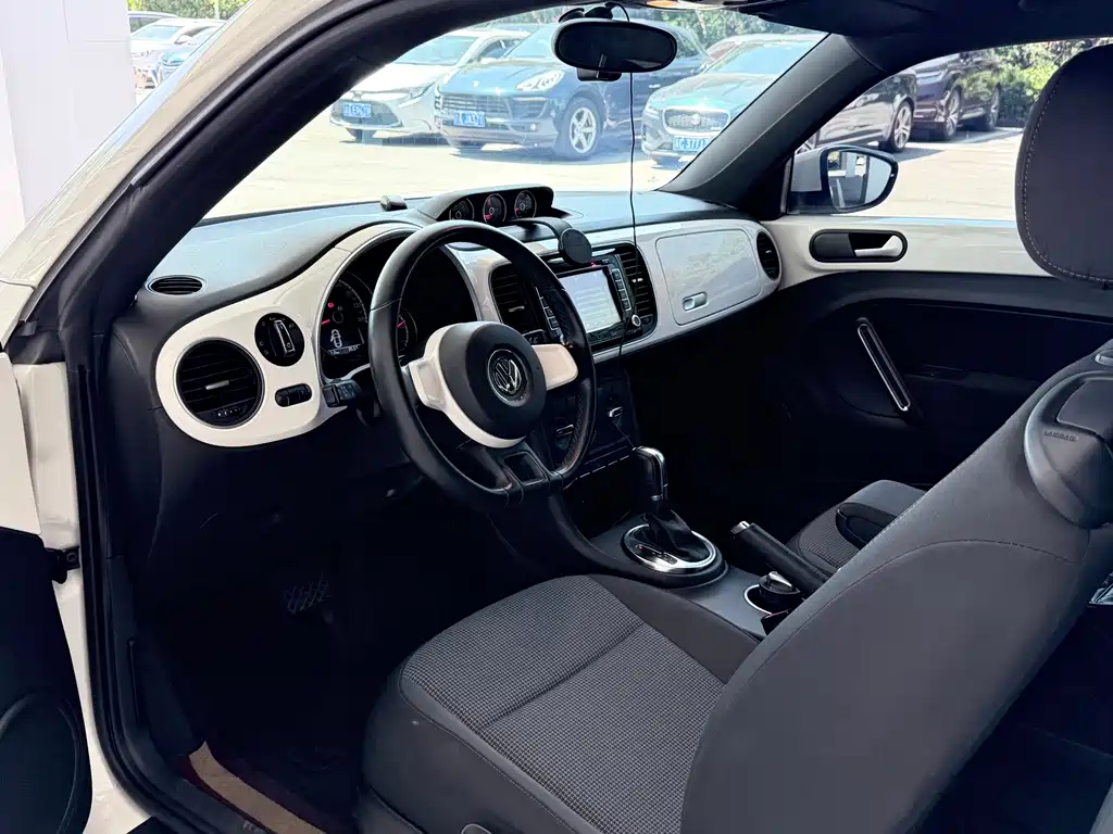 Volkswagen Beetle — миниатюра 6